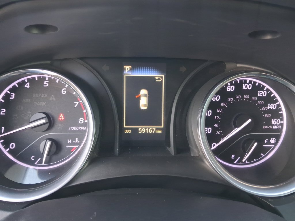 Used 2018 Toyota Camry LE FWD image 18