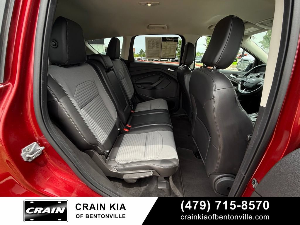 Used 2019 Ford Escape SE FWD image 31
