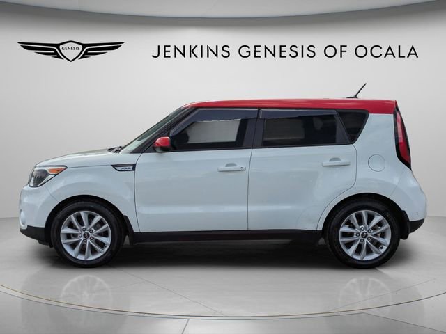 Used 2018 Kia Soul + FWD image 4