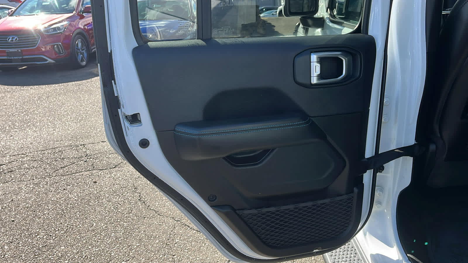 Used 2024 Jeep Wrangler High Altitude image 26