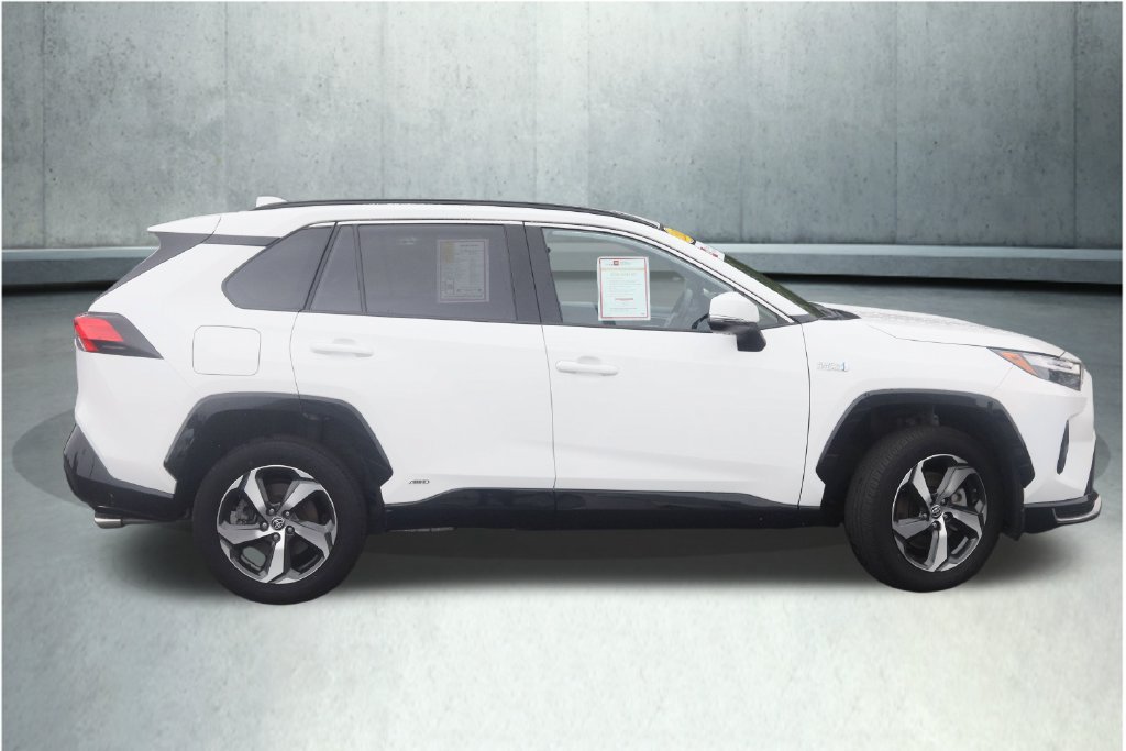 Certified 2023 Toyota RAV4 SE w/ Weather & Moonroof Package AWD/4WD image 38