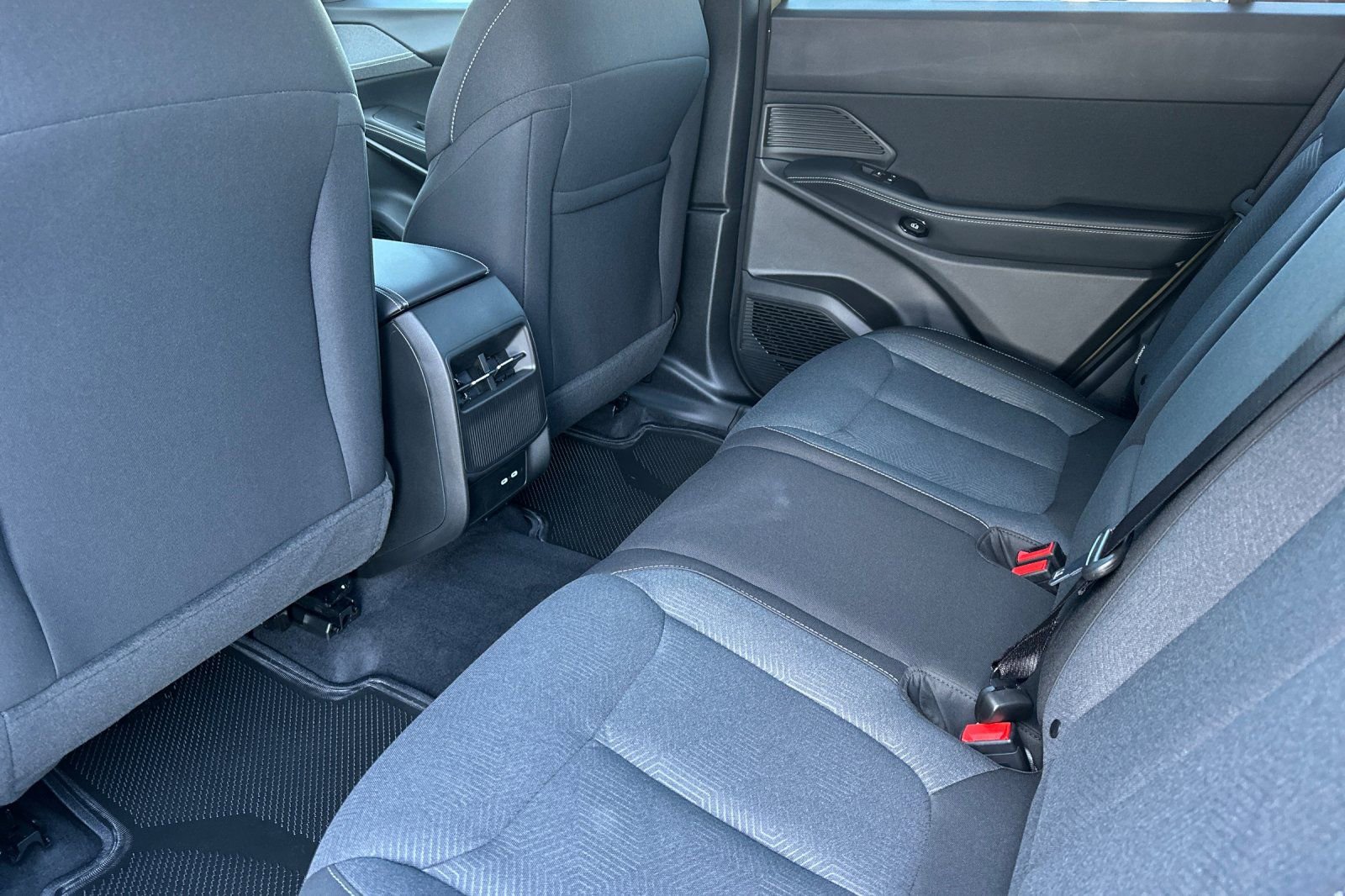 New 2026 Jeep Cherokee Laredo image 12