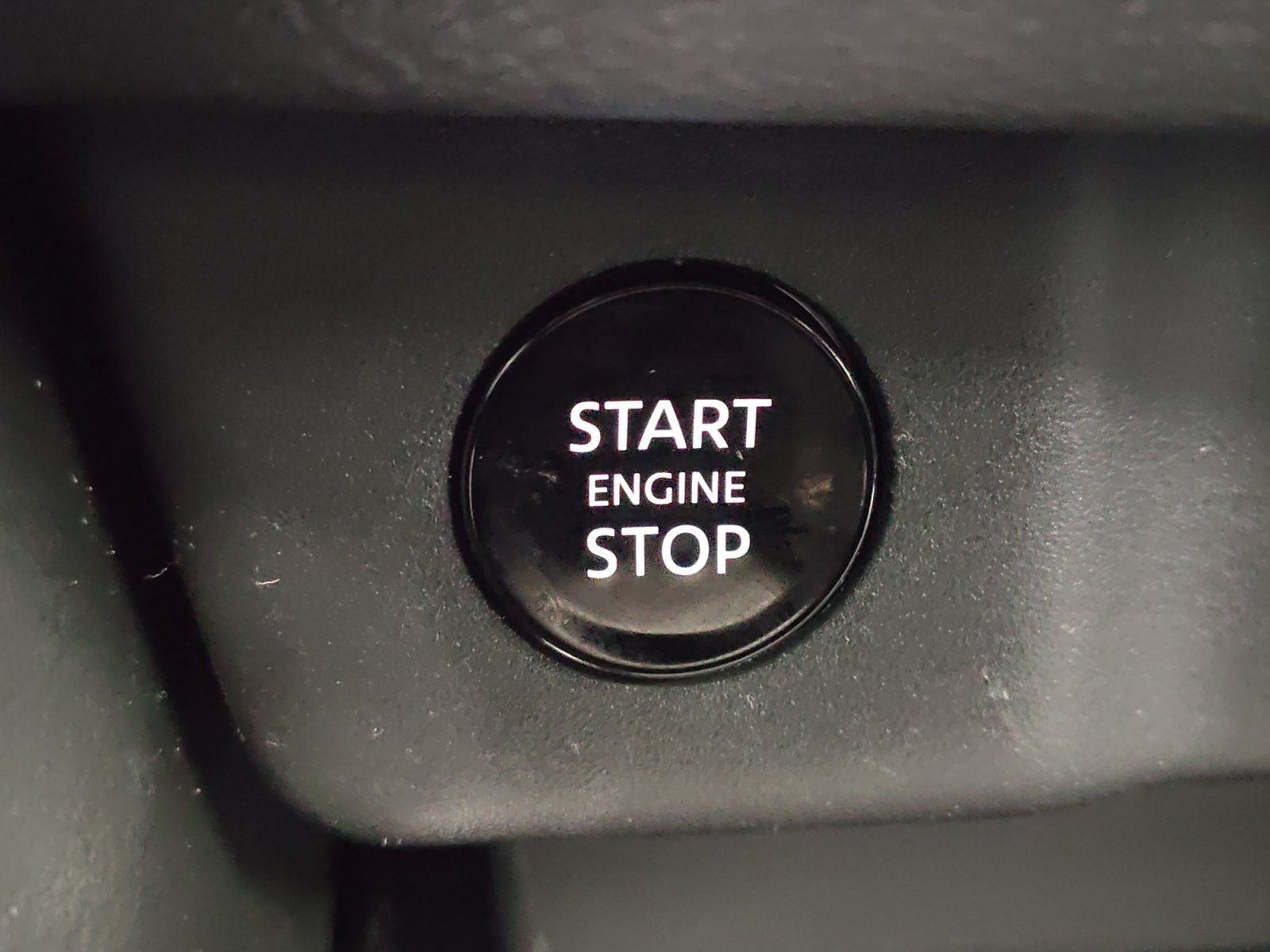 Certified 2026 Nissan Rogue SV FWD image 33