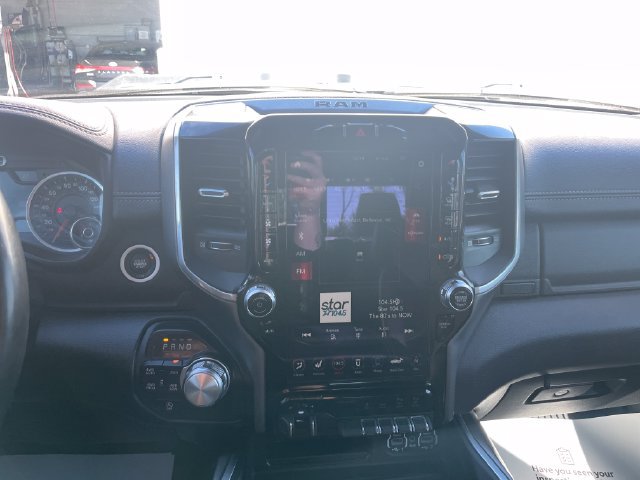 Used 2021 RAM 1500 Laramie AWD/4WD image 12