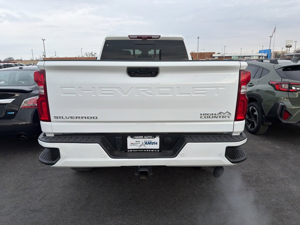 Used 2024 Chevrolet Silverado 3500 High Country w/ High Country Premium Package image 7