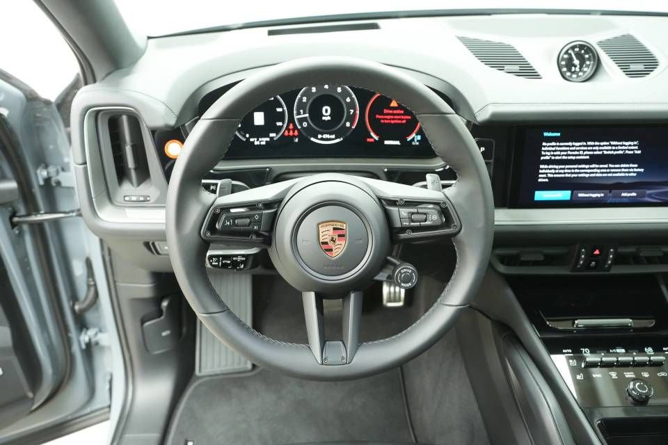 New 2026 Porsche Cayenne S AWD/4WD image 5