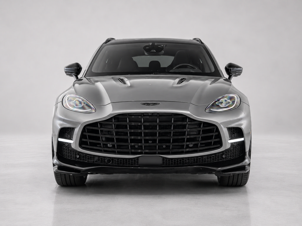 Used 2023 Aston Martin DBX 707 AWD/4WD image 2