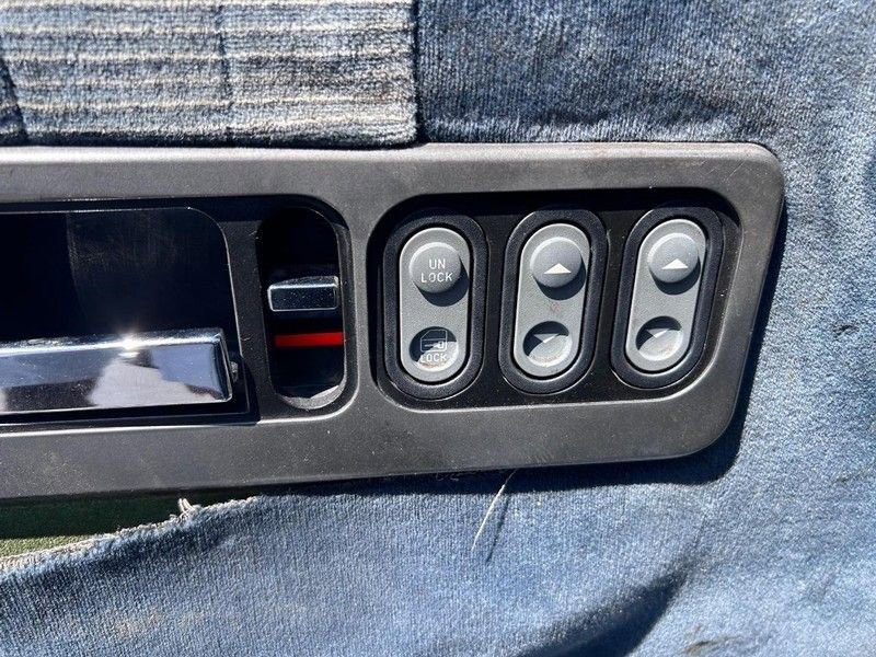 Used 1990 GMC Sierra 1500 2WD Extended Cab image 15