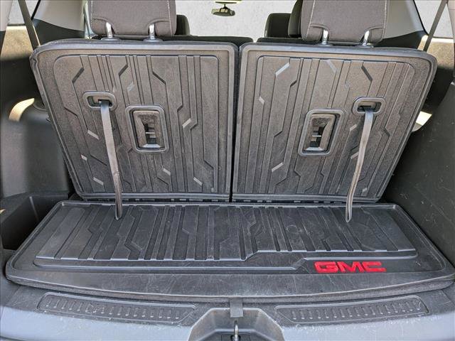 Used 2021 GMC Acadia SLE FWD image 6