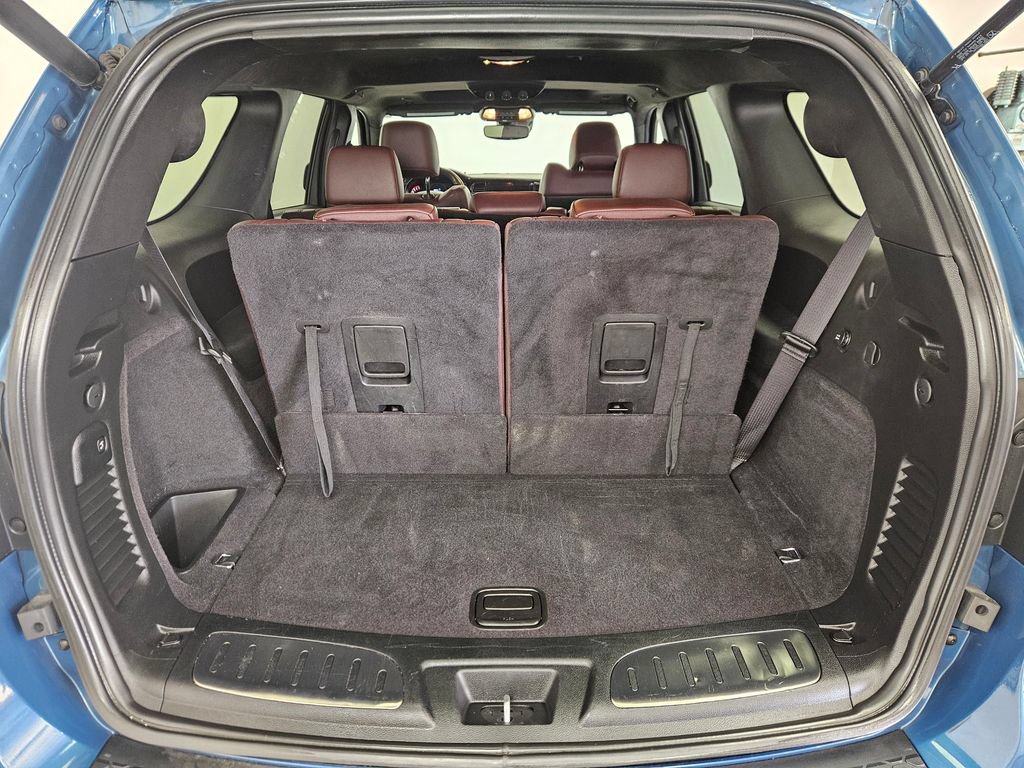 Used 2024 Dodge Durango R/T w/ Tow 'N Go Group AWD/4WD image 7