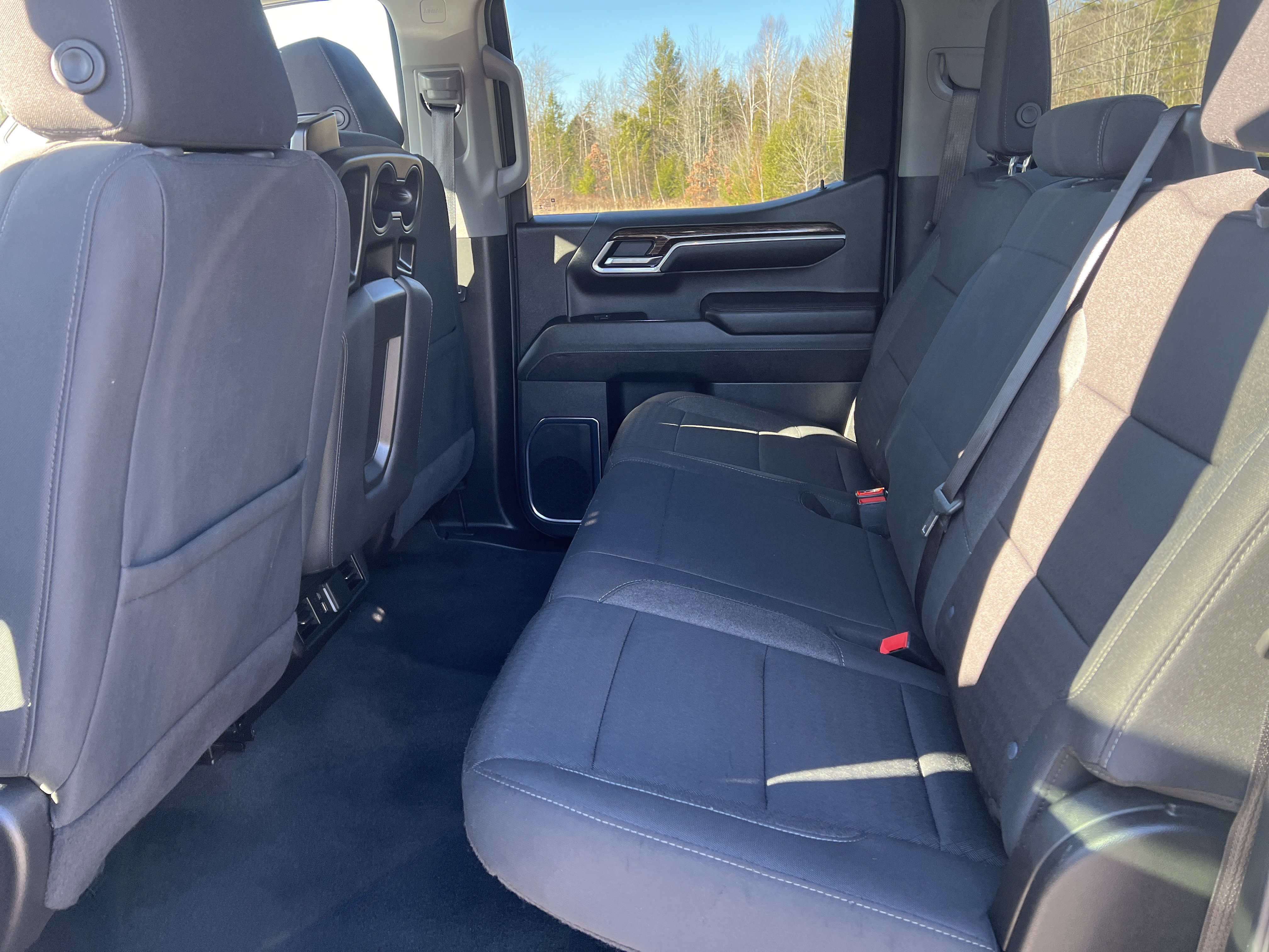 Used 2024 GMC Sierra 1500 SLE image 16