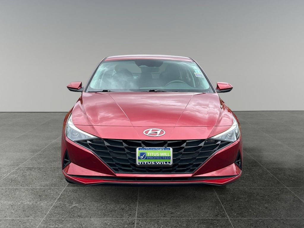 Used 2023 Hyundai Elantra SEL FWD image 3