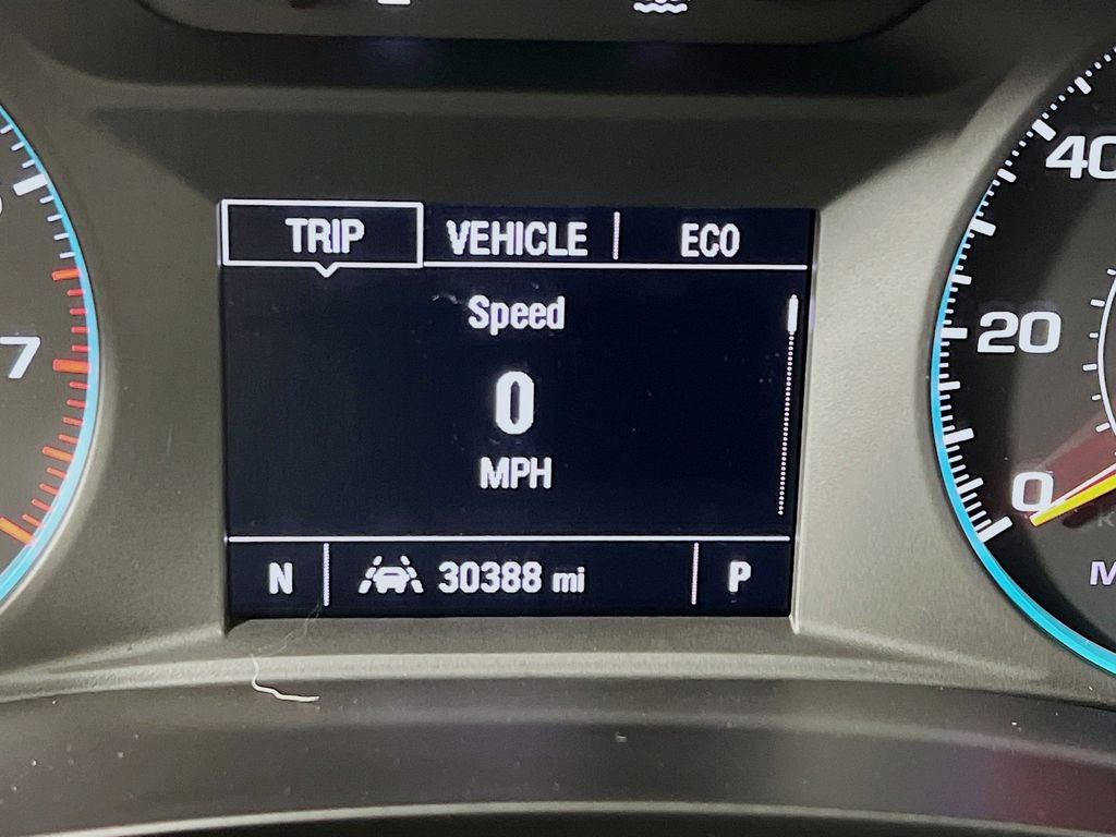 Used 2023 Chevrolet Traverse LT w/ LPO, Floor Liner Package FWD image 12