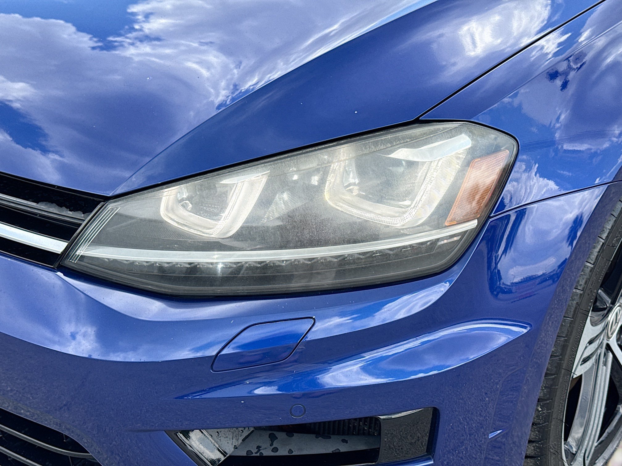 Used 2016 Volkswagen Golf R 4-Door w/ Driver Assistance Package AWD/4WD image 9