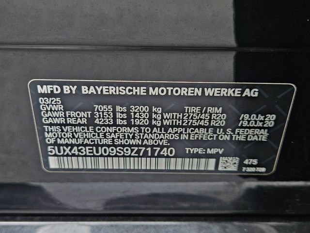 Certified 2025 BMW X5 xDrive50e w/ Executive Package image 25