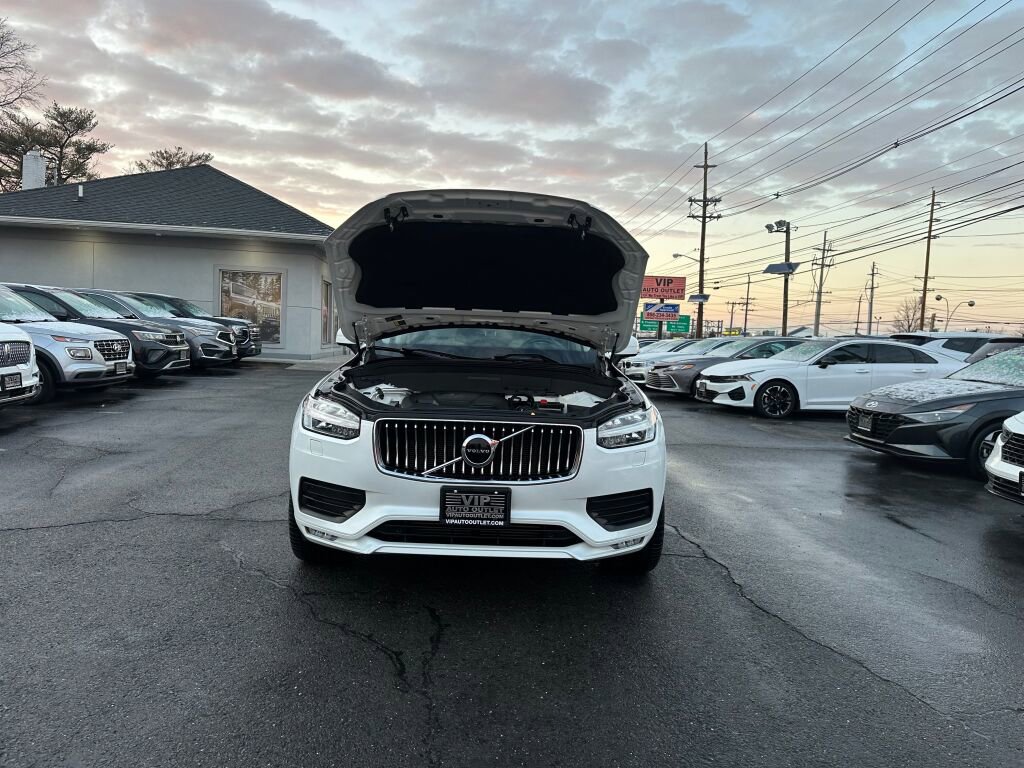 Used 2021 Volvo XC90 T6 Momentum image 33