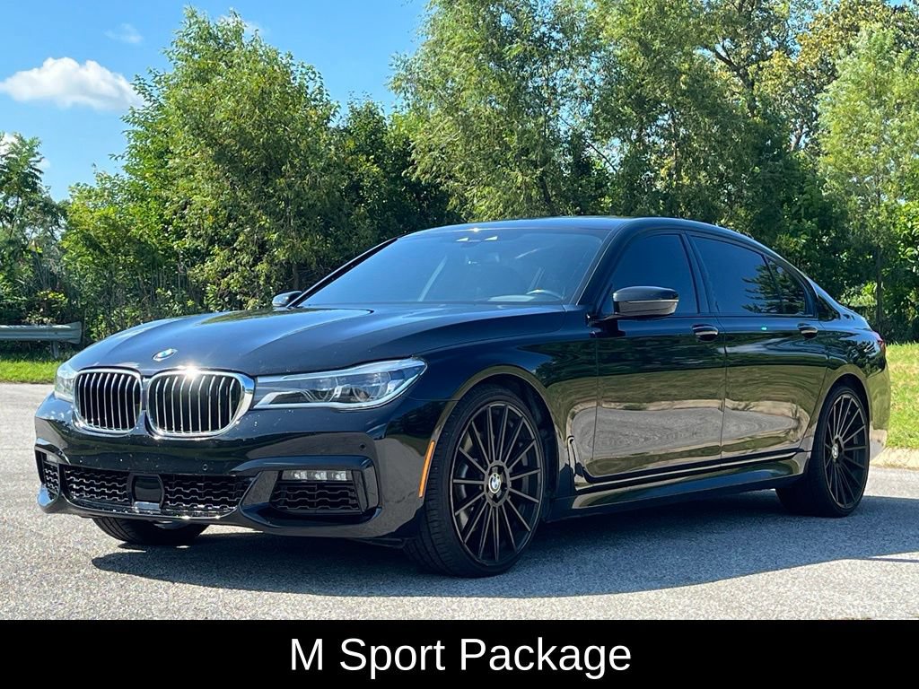 Used 2019 BMW 750i xDrive AWD/4WD image 3