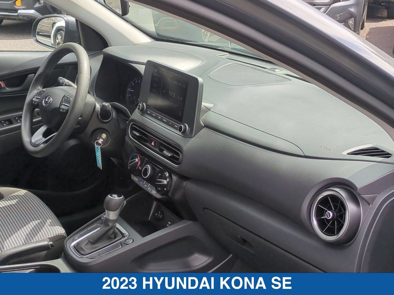Used 2023 Hyundai Kona SE w/ Cargo Package AWD/4WD image 35