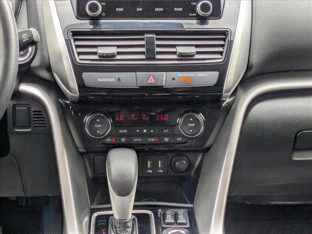 Used 2023 Mitsubishi Eclipse Cross SE image 19