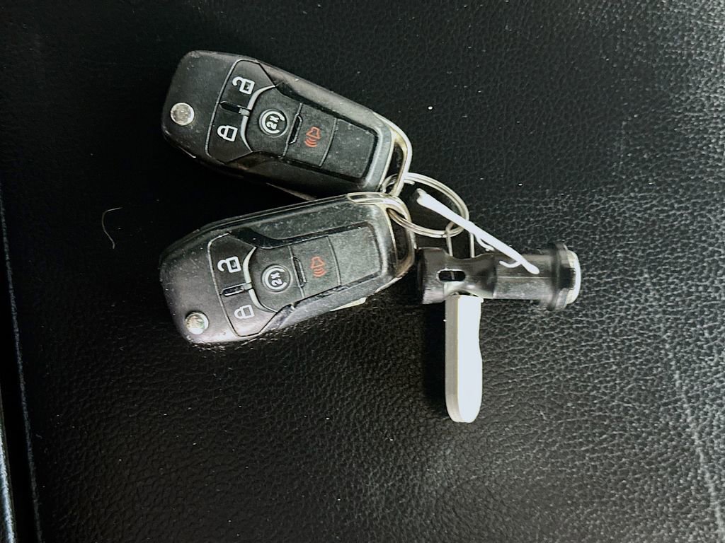 Used 2019 Ford F150 XLT w/ Equipment Group 302A Luxury image 35