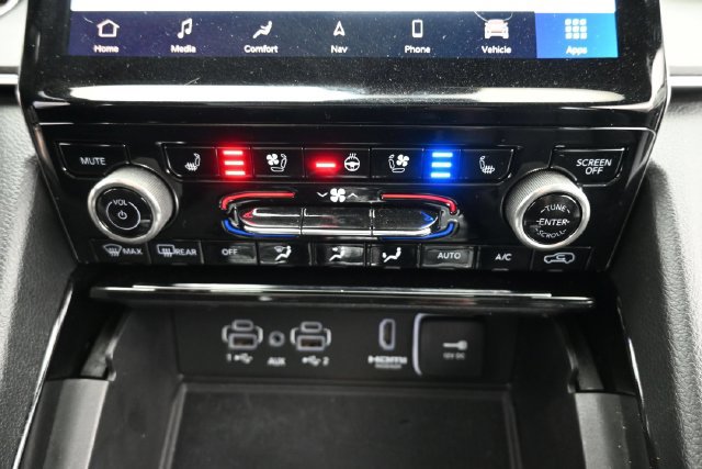 Used 2022 Jeep Grand Cherokee Overland w/ Luxury Tech Group IV AWD/4WD image 16