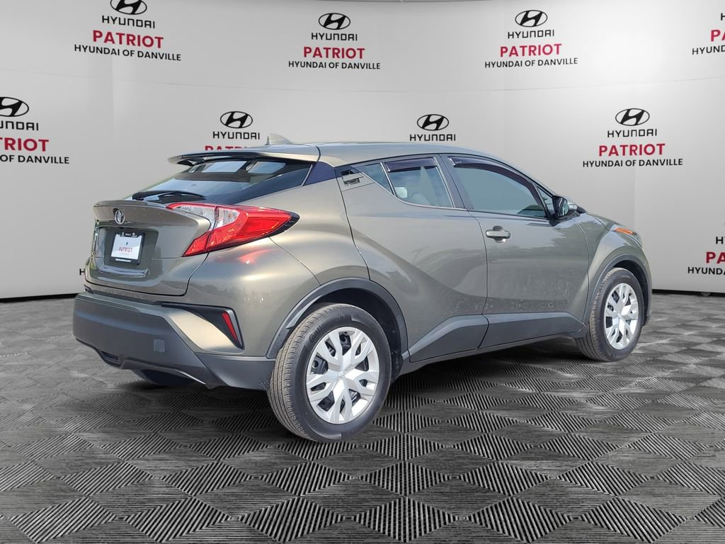Used 2021 Toyota C-HR LE FWD image 3