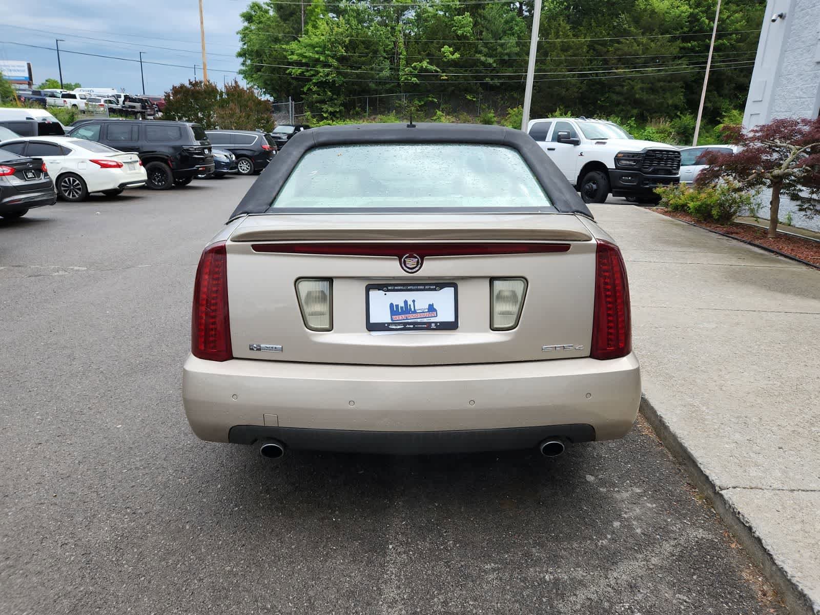 Used 2005 Cadillac STS V8 w/ Preferred Equipment Group AWD/4WD image 4