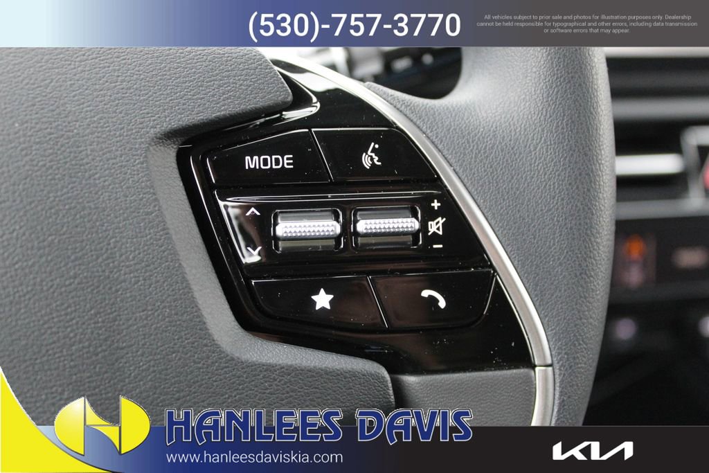 New 2026 Kia Niro LX image 29