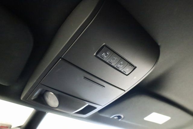 Used 2019 Dodge Grand Caravan SXT image 25