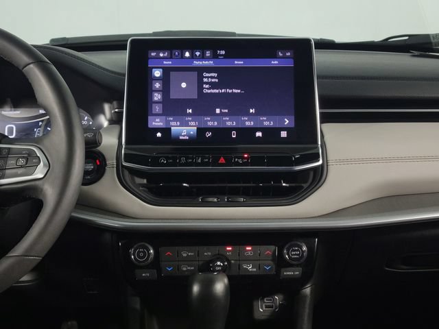 Used 2025 Jeep Compass Limited AWD/4WD image 22