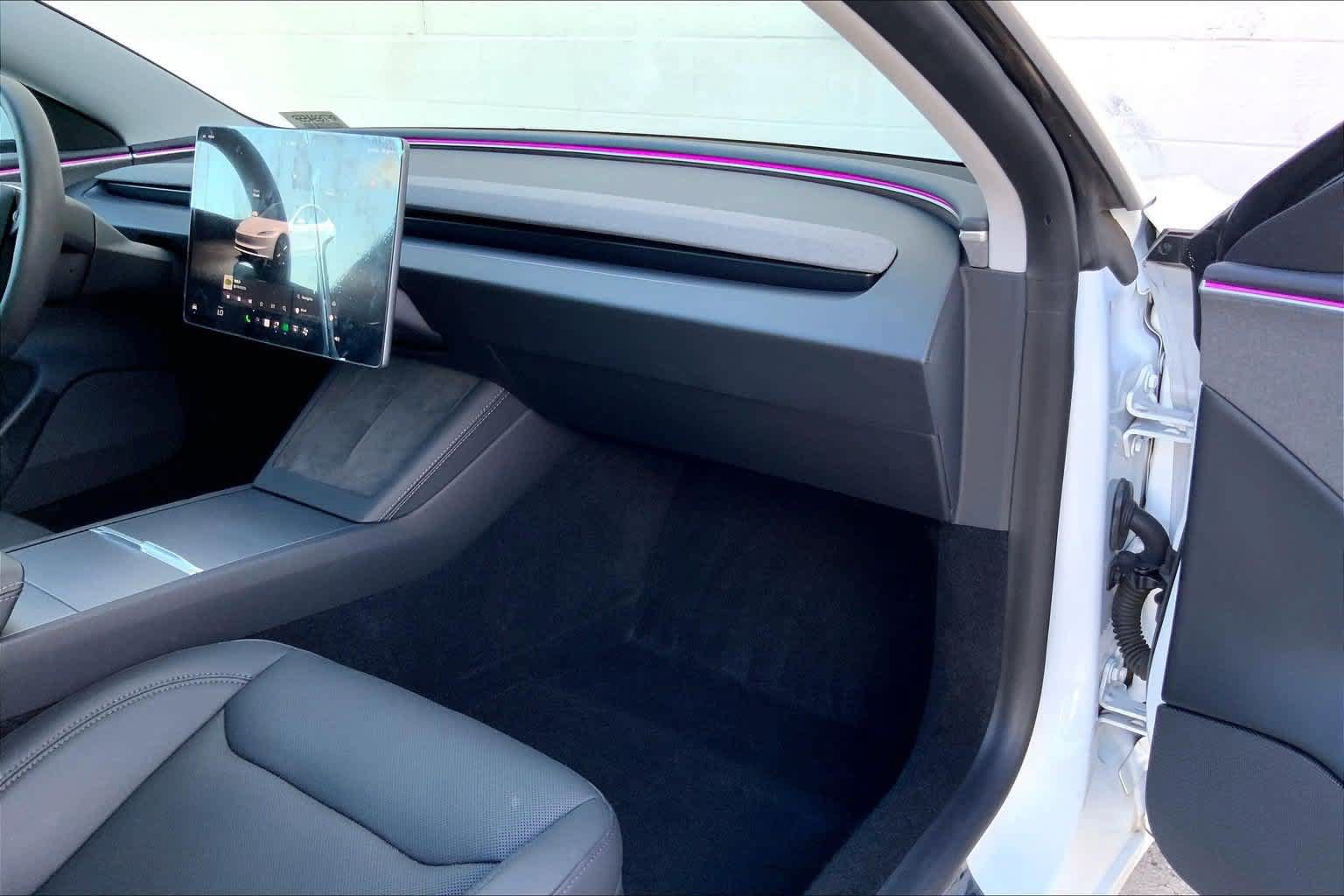 Used 2024 Tesla Model 3 Standard Range RWD image 23