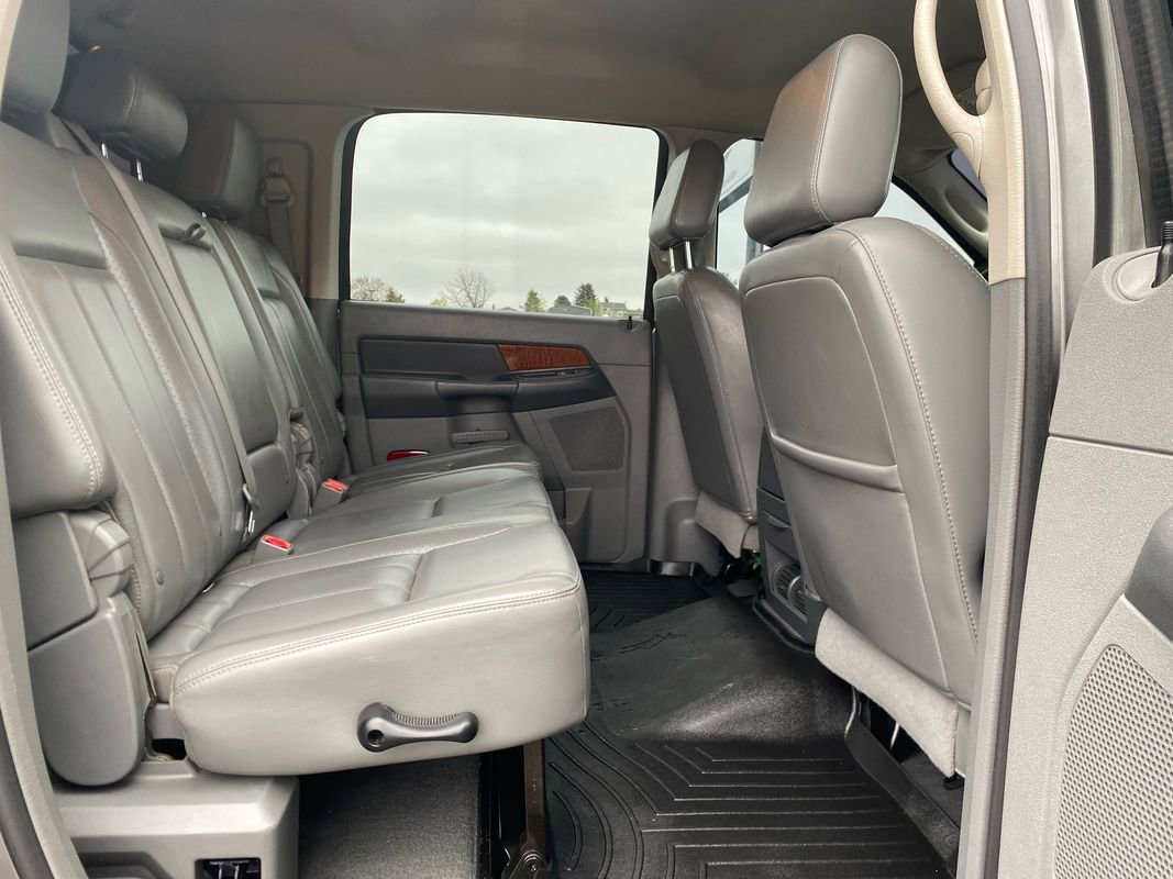 Used 2006 Dodge Ram 3500 Truck Laramie w/ Protection Group AWD/4WD image 30