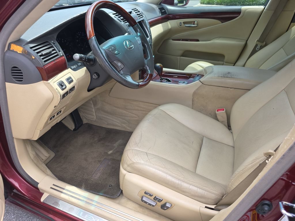 Used 2008 Lexus LS 460 RWD image 8