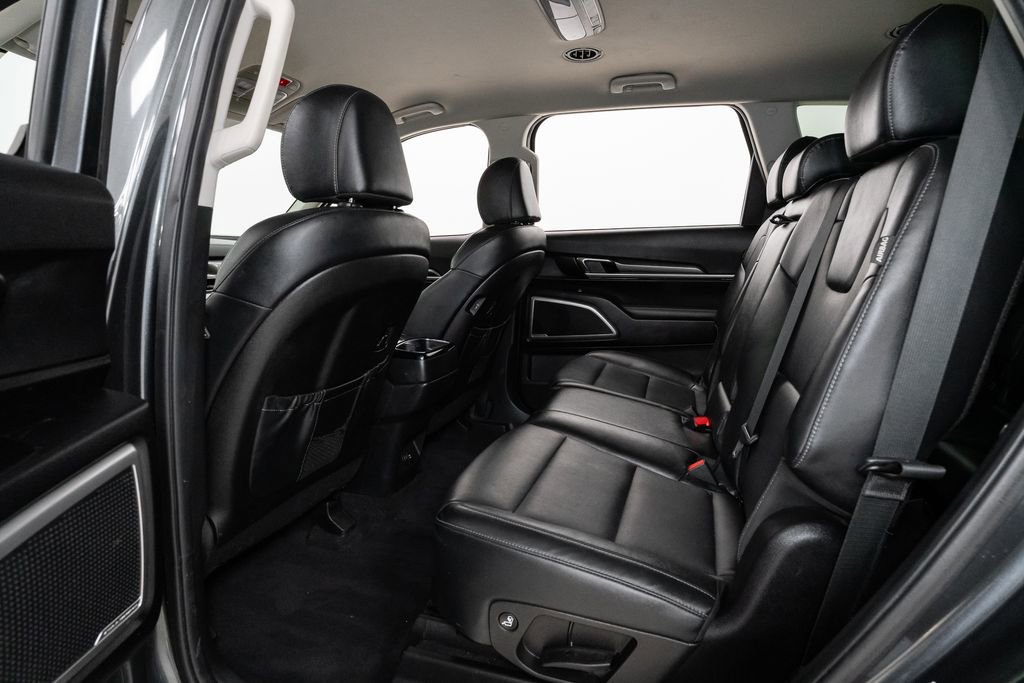 Used 2023 Kia Telluride LX image 25