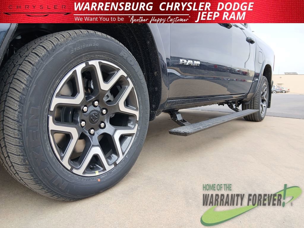 New 2026 RAM 1500 Laramie AWD/4WD image 34
