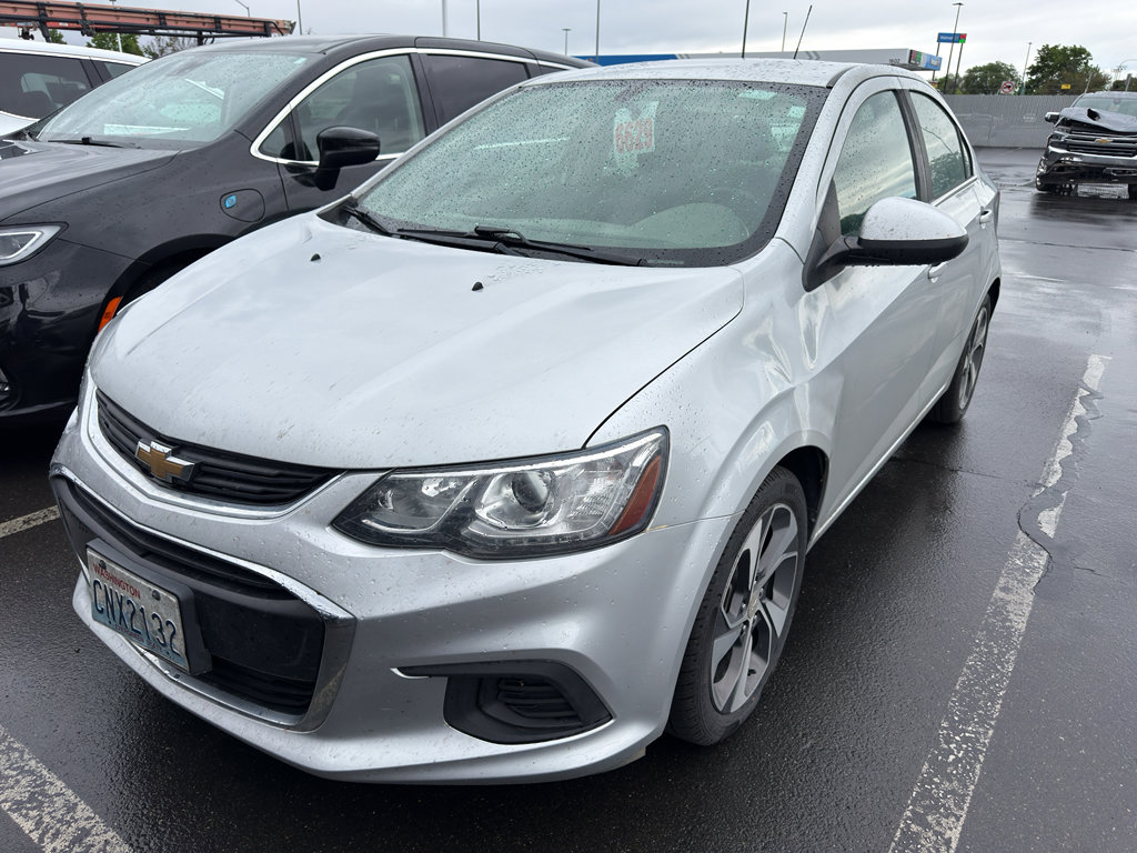 Used 2018 Chevrolet Sonic Premier FWD image 2