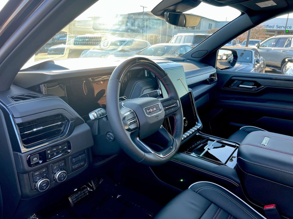 Certified 2025 GMC Yukon XL AT4 Ultimate image 10