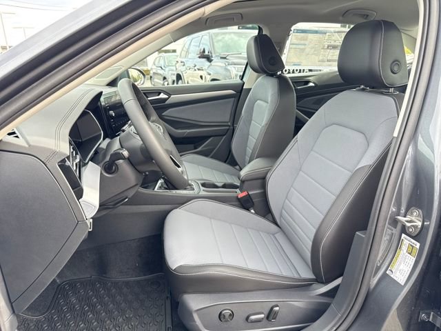 New 2026 Volkswagen Jetta SE image 15