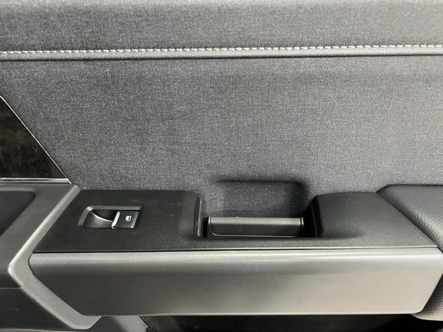 Used 2025 Ford F350 Lariat w/ Black Appearance Package AWD/4WD image 51