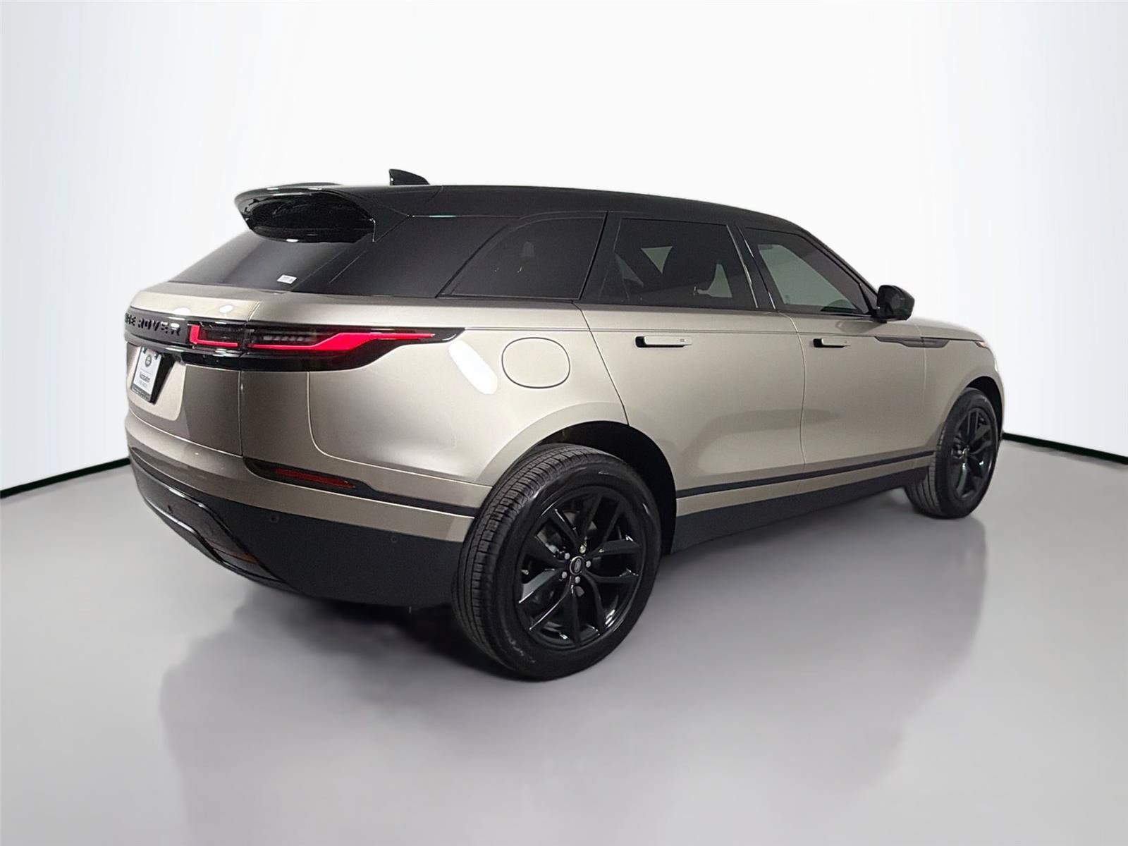 New 2026 Land Rover Range Rover Velar S AWD/4WD image 5