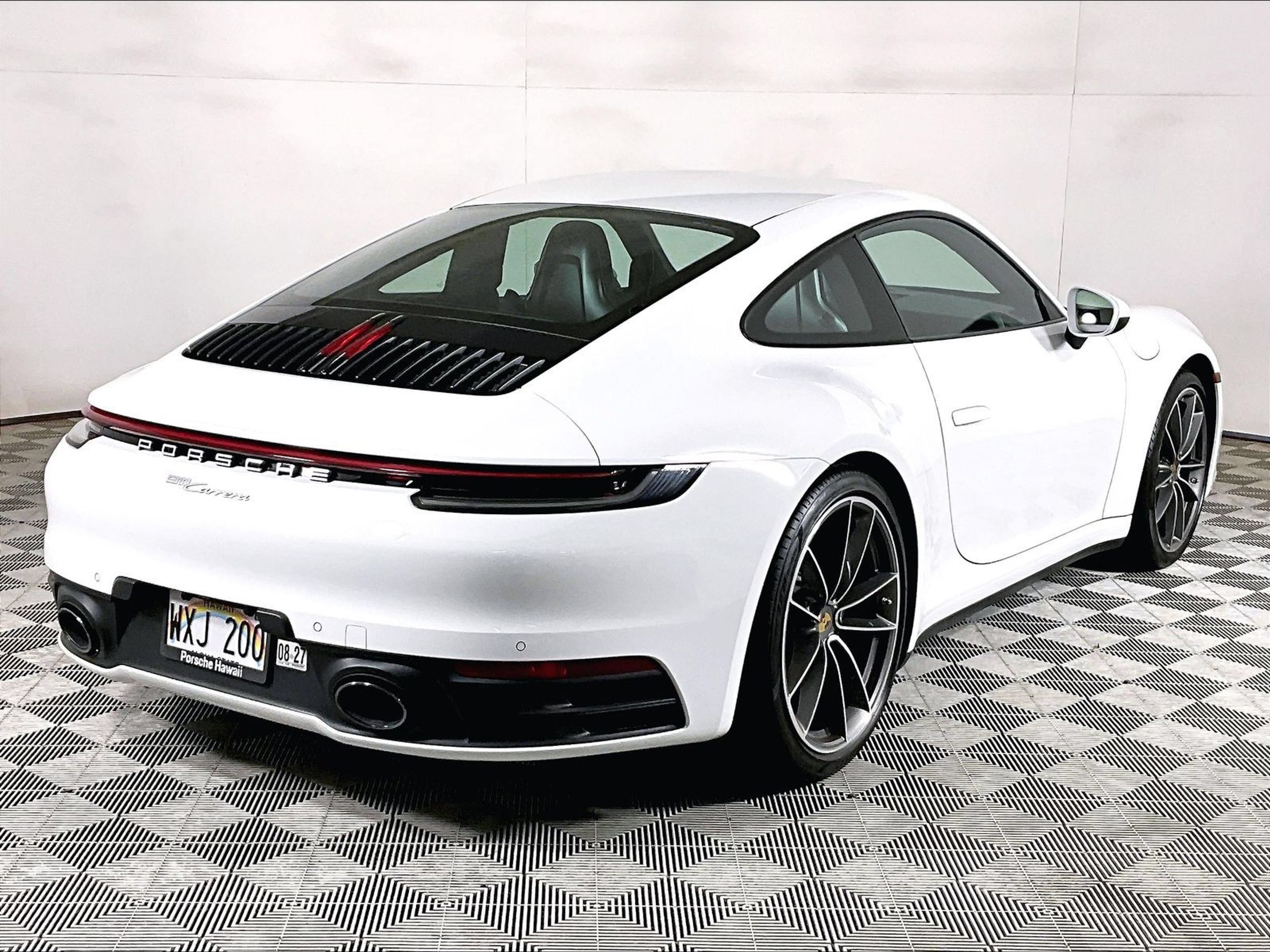 Certified 2020 Porsche 911 Carrera RWD image 9