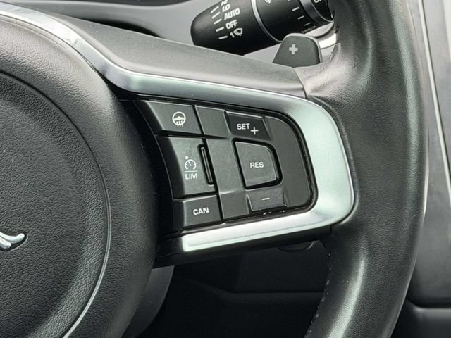 Used 2020 Jaguar E-PACE AWD/4WD image 22
