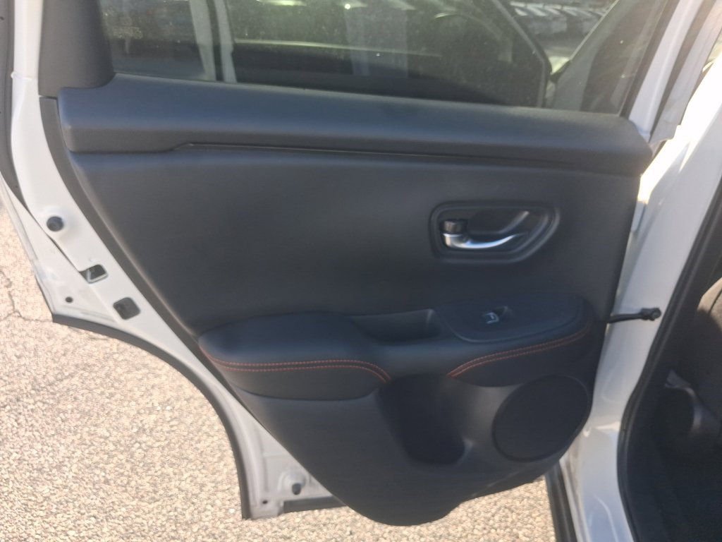 Used 2025 Honda HR-V Sport image 22