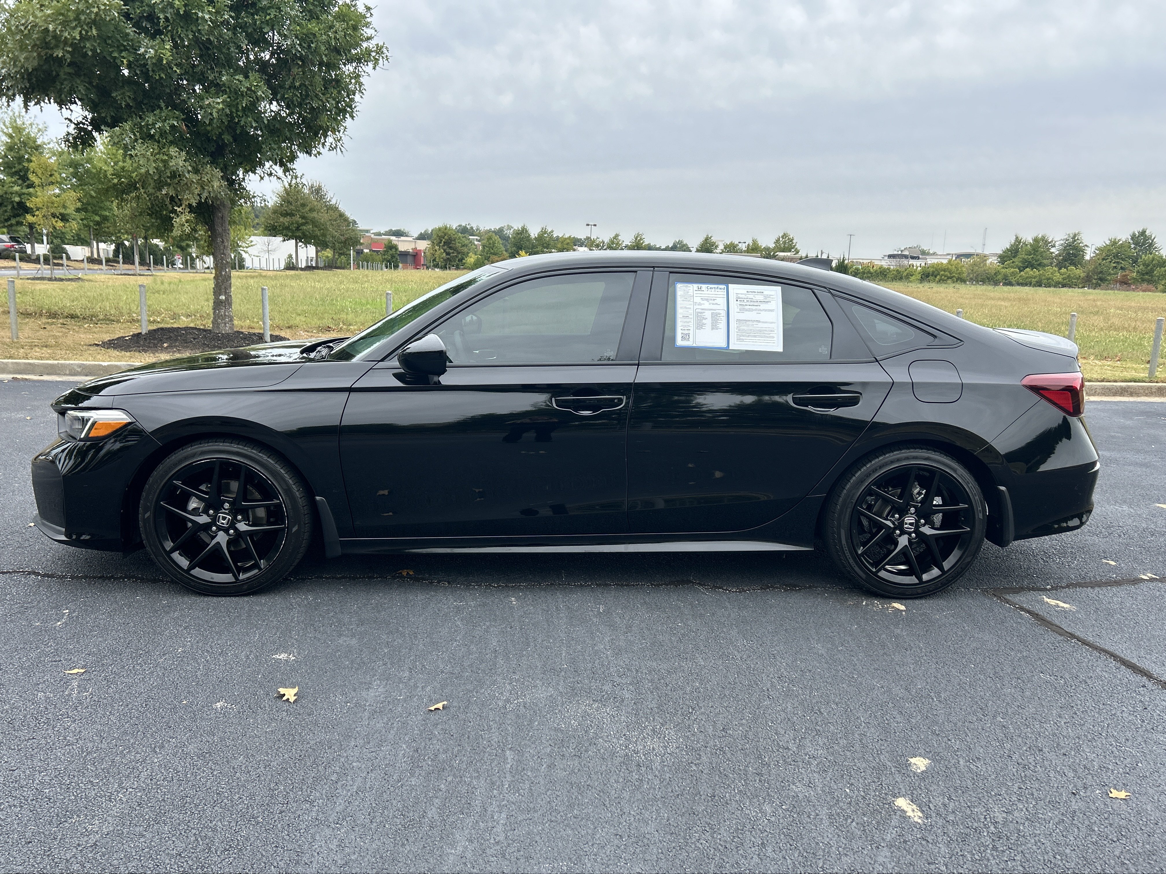 Used 2025 Honda Civic Sport image 6