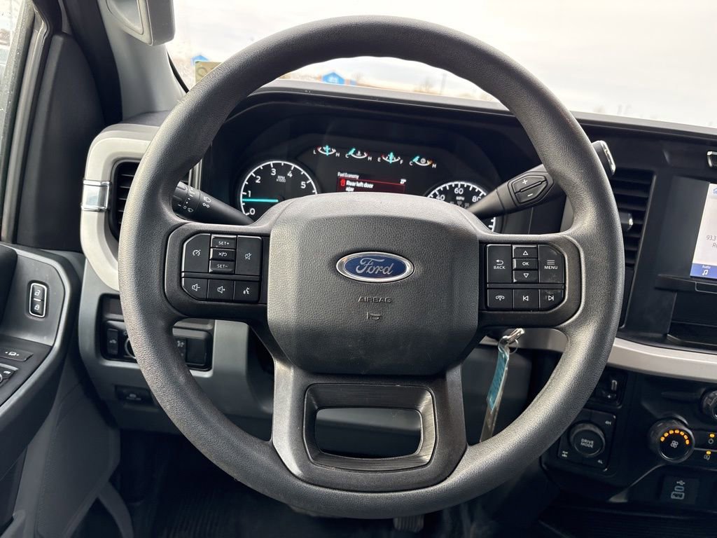 Used 2023 Ford F350 XLT w/ FX4 Off-Road Package image 19