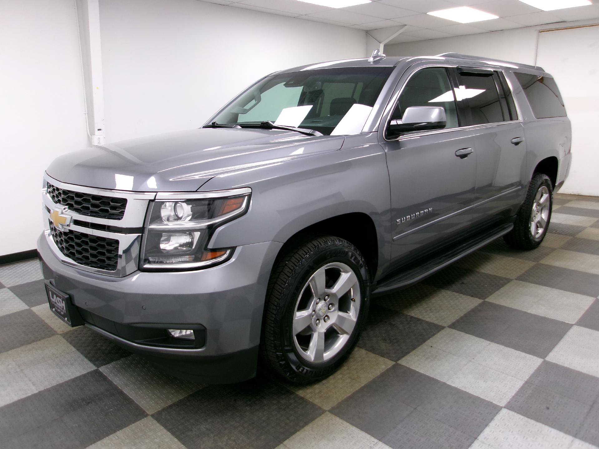 Used 2019 Chevrolet Suburban LT w/ Luxury Package