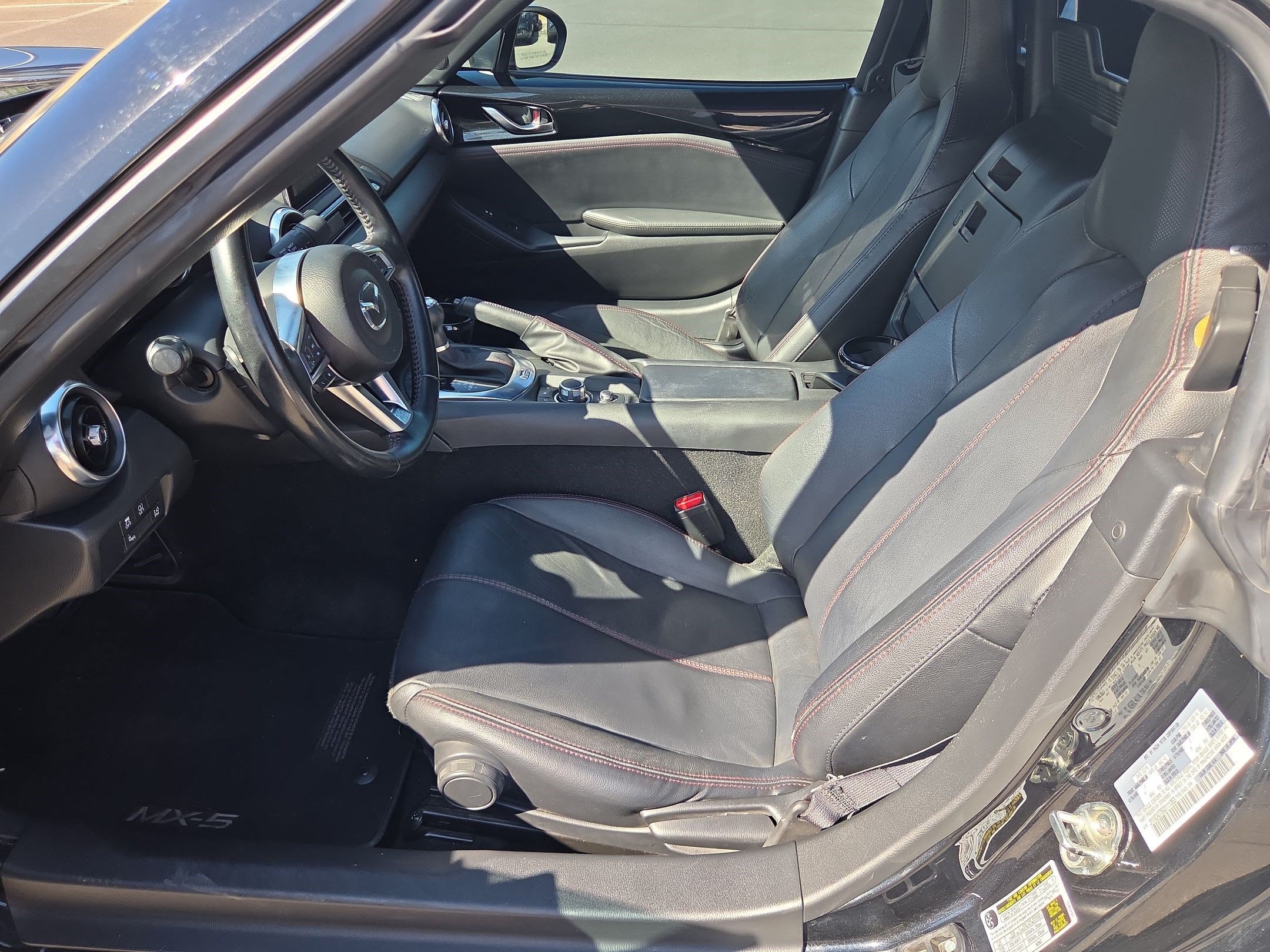 Used 2016 MAZDA MX-5 Miata Grand Touring RWD image 22