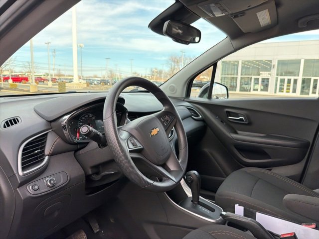 Used 2022 Chevrolet Trax LS w/ Tint and Cruise Package image 14