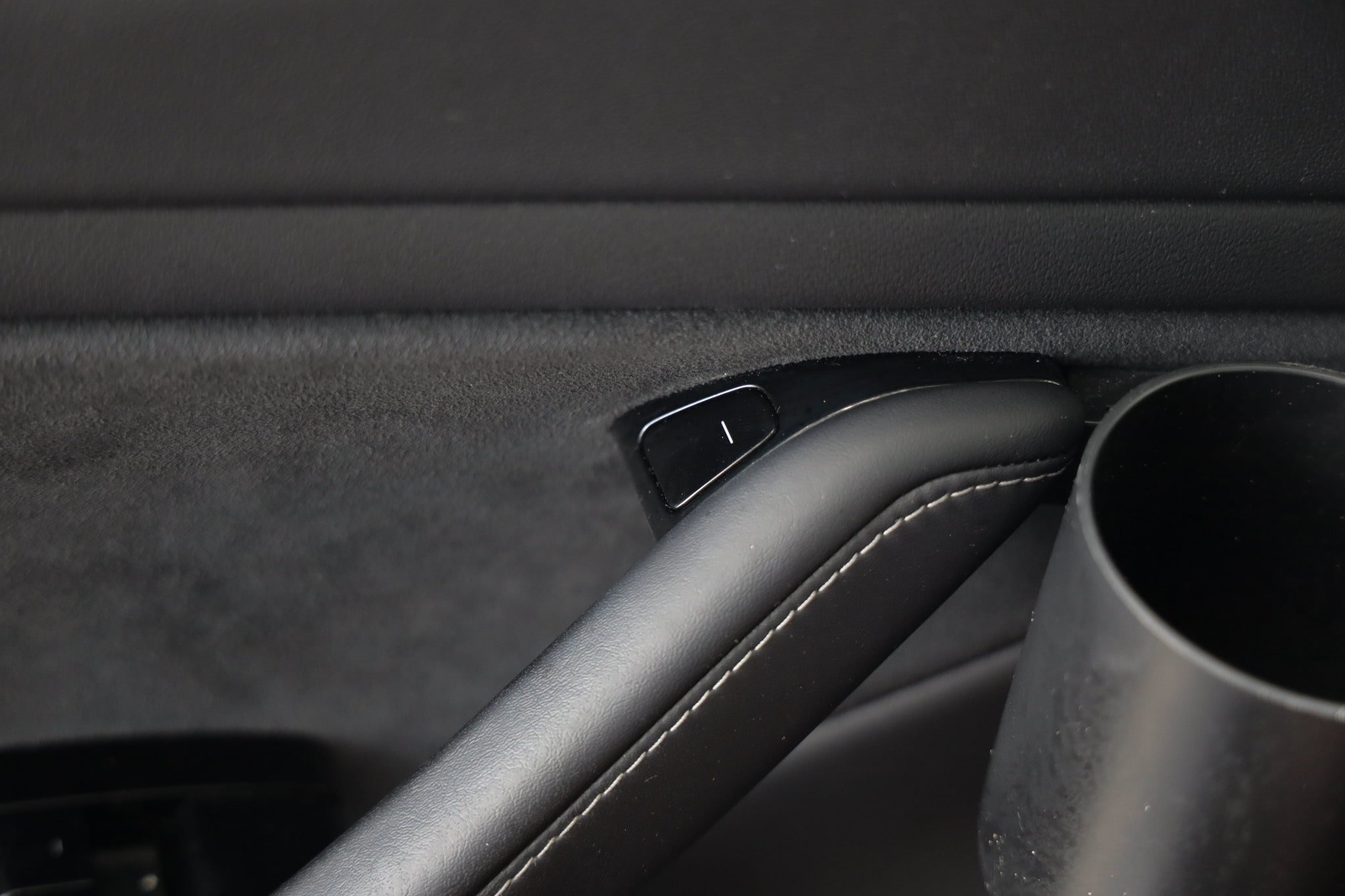 Used 2018 Tesla Model 3 Long Range RWD image 46