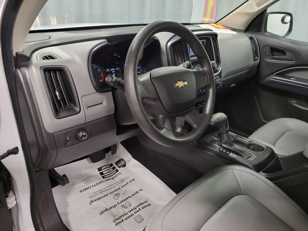 Used 2015 Chevrolet Colorado W/T RWD image 18